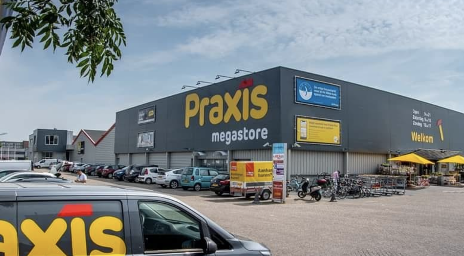 Praxis megastore